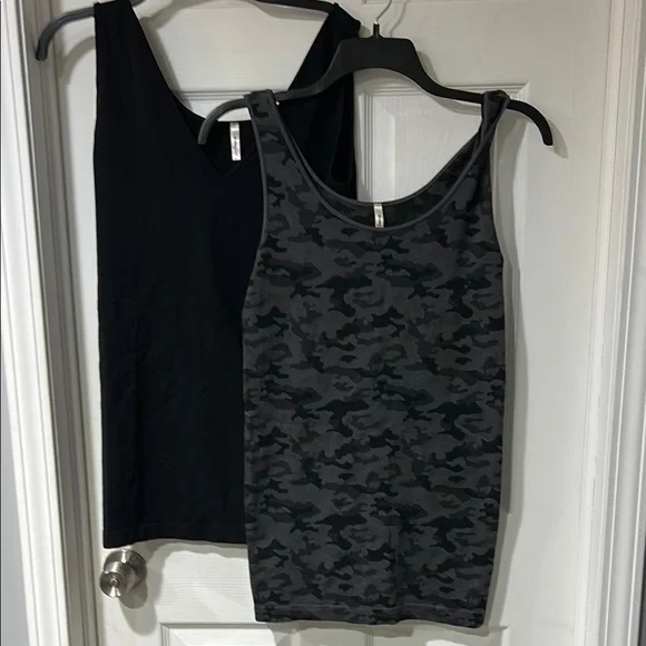 “Skinny Tees” Flattering Black and Gray Camouflage Tanks both for $10. - Picture 1 of 3